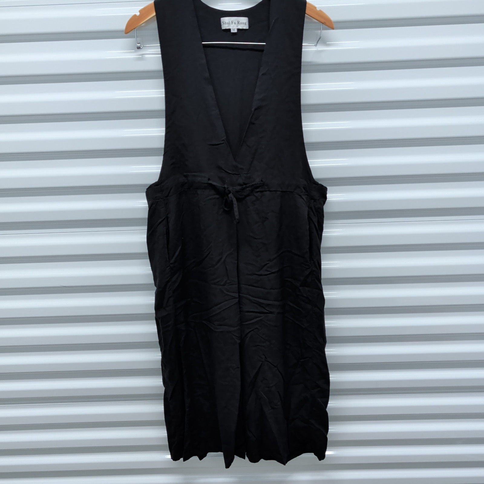 Shui Fu Rong Size M Women Black Wide Leg V-Neck Drawstring Jumpsuit Romper — photo 2