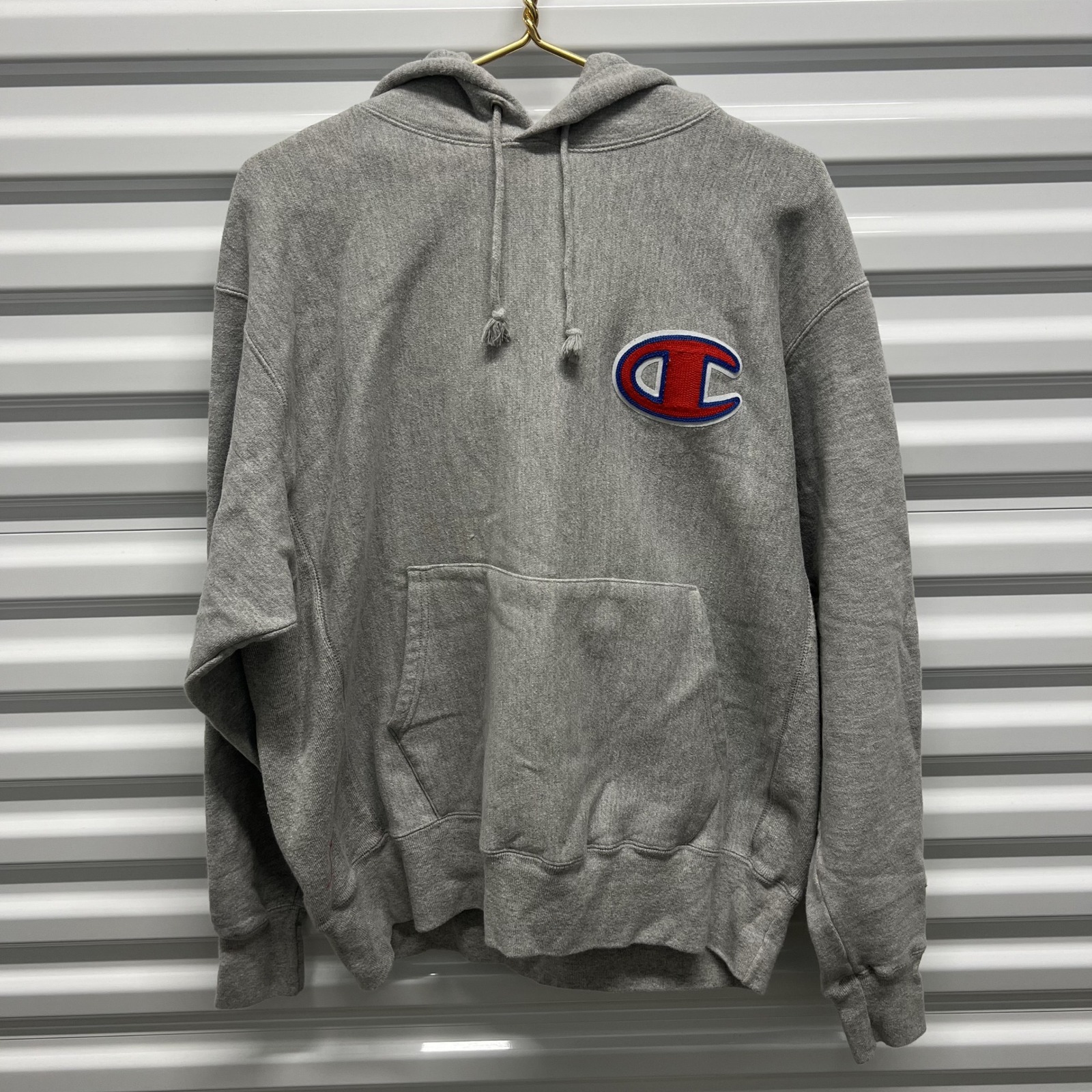 Champion Reverse Weave Hoodie Size Large Mens Gray Big Logo Pullover Sweatshirt — photo 2