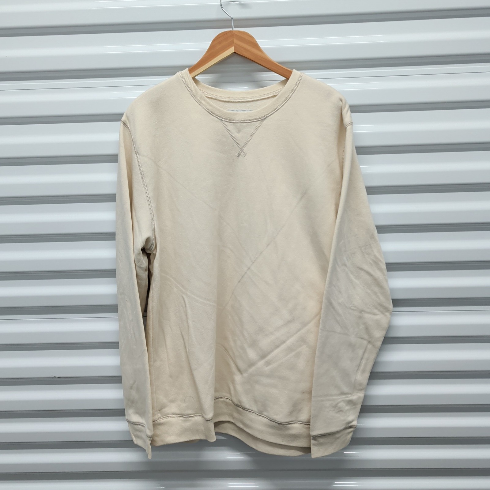 Old Navy Sweatshirt XL Mens Cream Off White Crewneck Pullover Fleece V-Stitch — photo 2