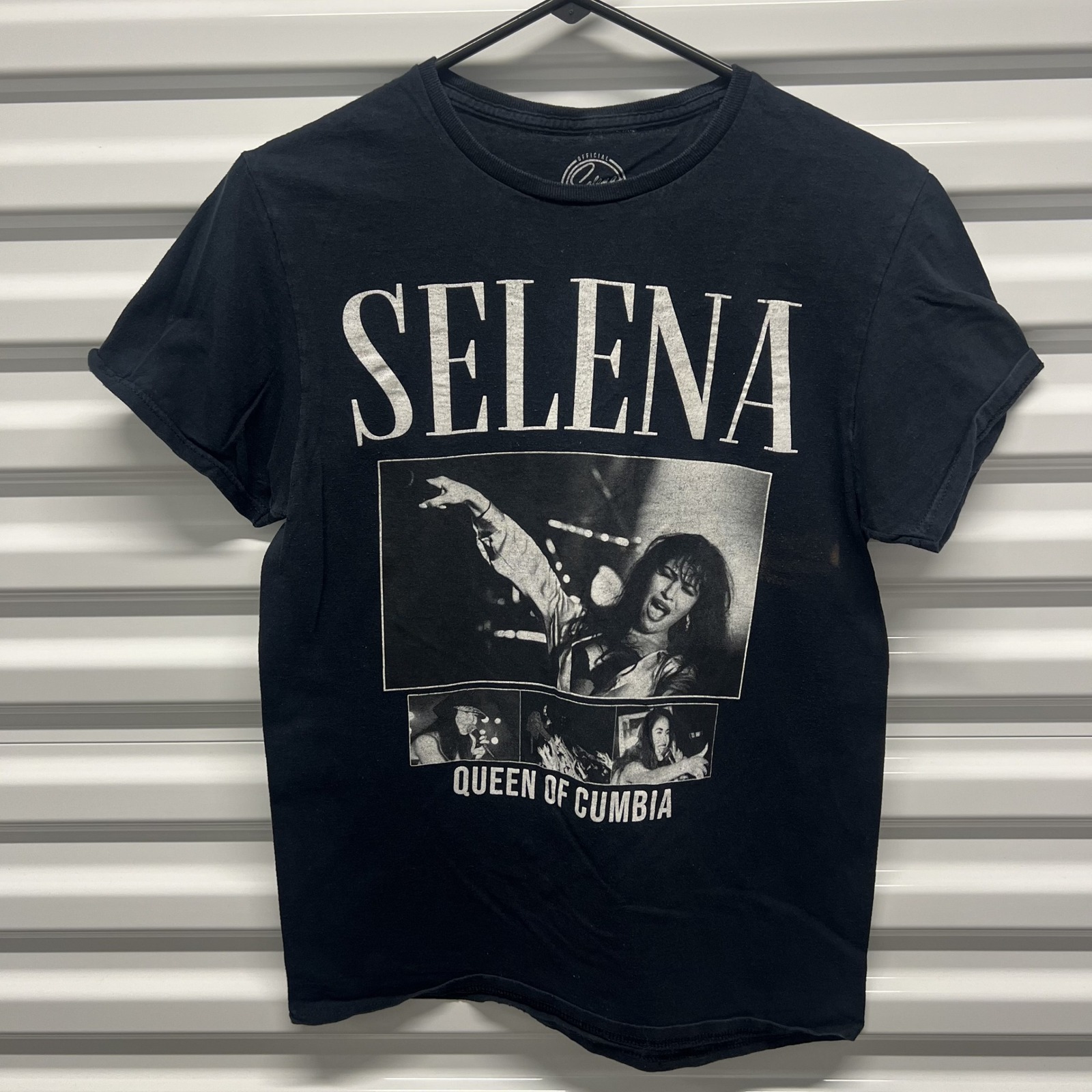 Selena Quintanilla T-Shirt Size M Medium Queen of Cumbia Graphic Tee Official — photo 2